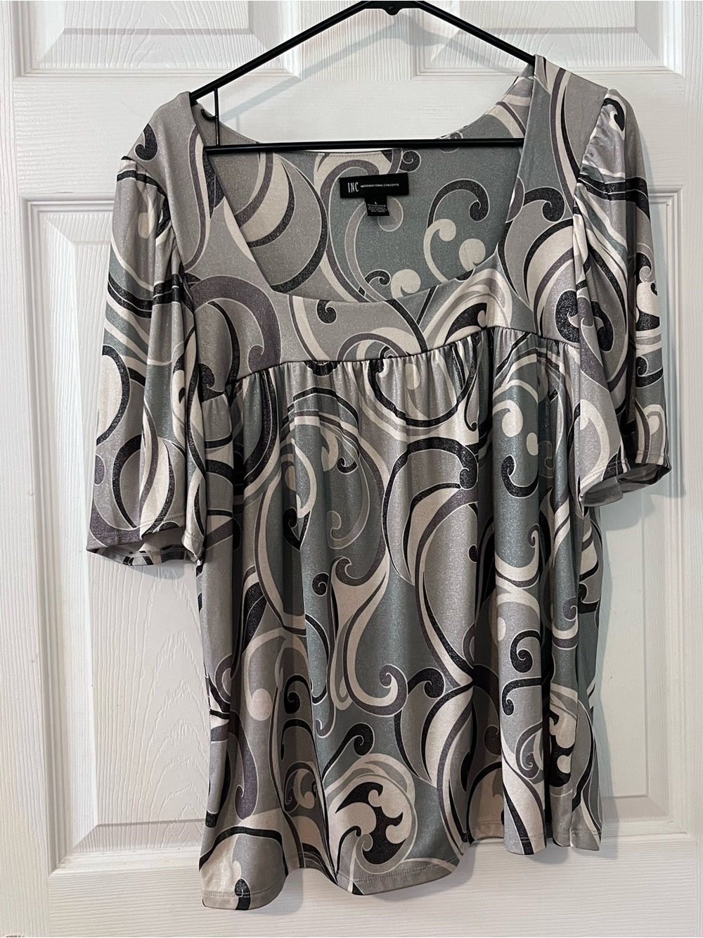 INC International Concepts Gray & Cream Abstract Swirl Short Sleeve Tunic